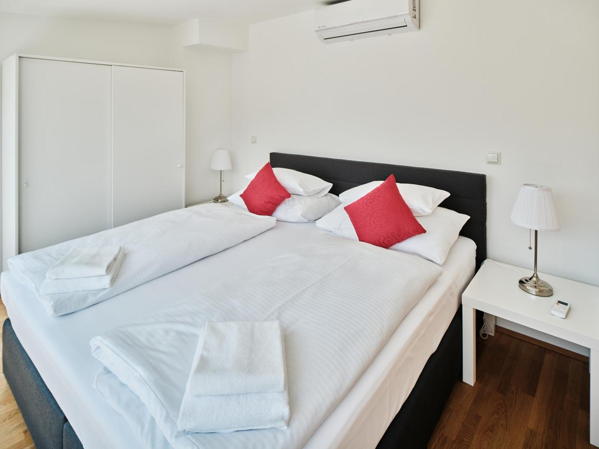 Next To Schoenbrunnpalace Close To Public Transport - Myschoenbrunn Appartamento